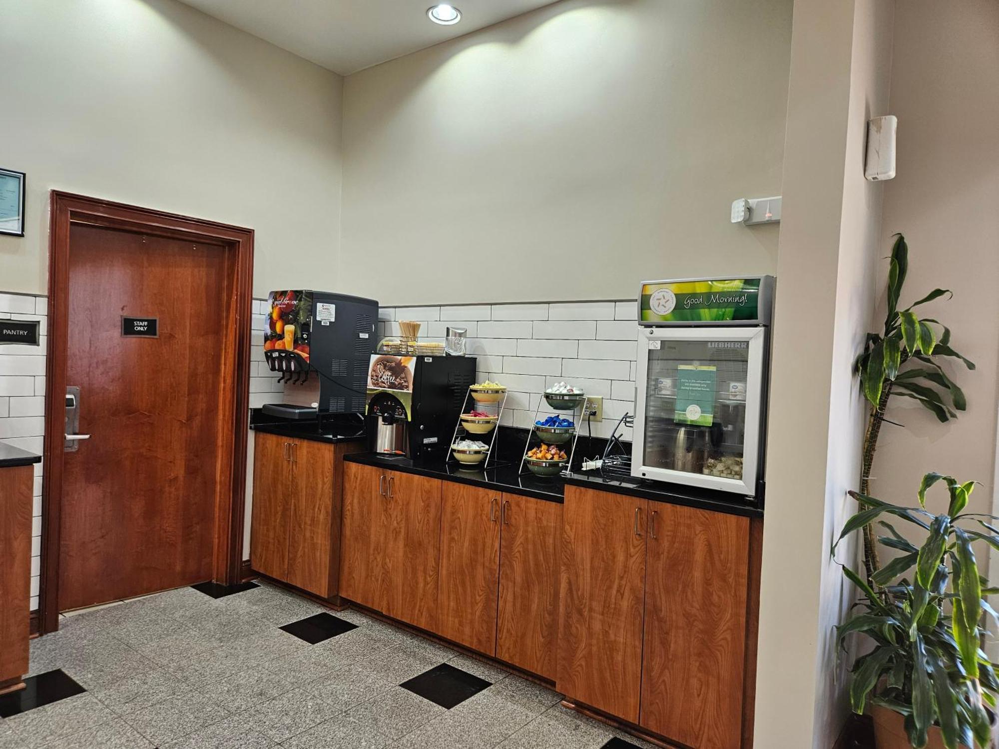 Quality Inn & Suites Greenville I-65 Εξωτερικό φωτογραφία