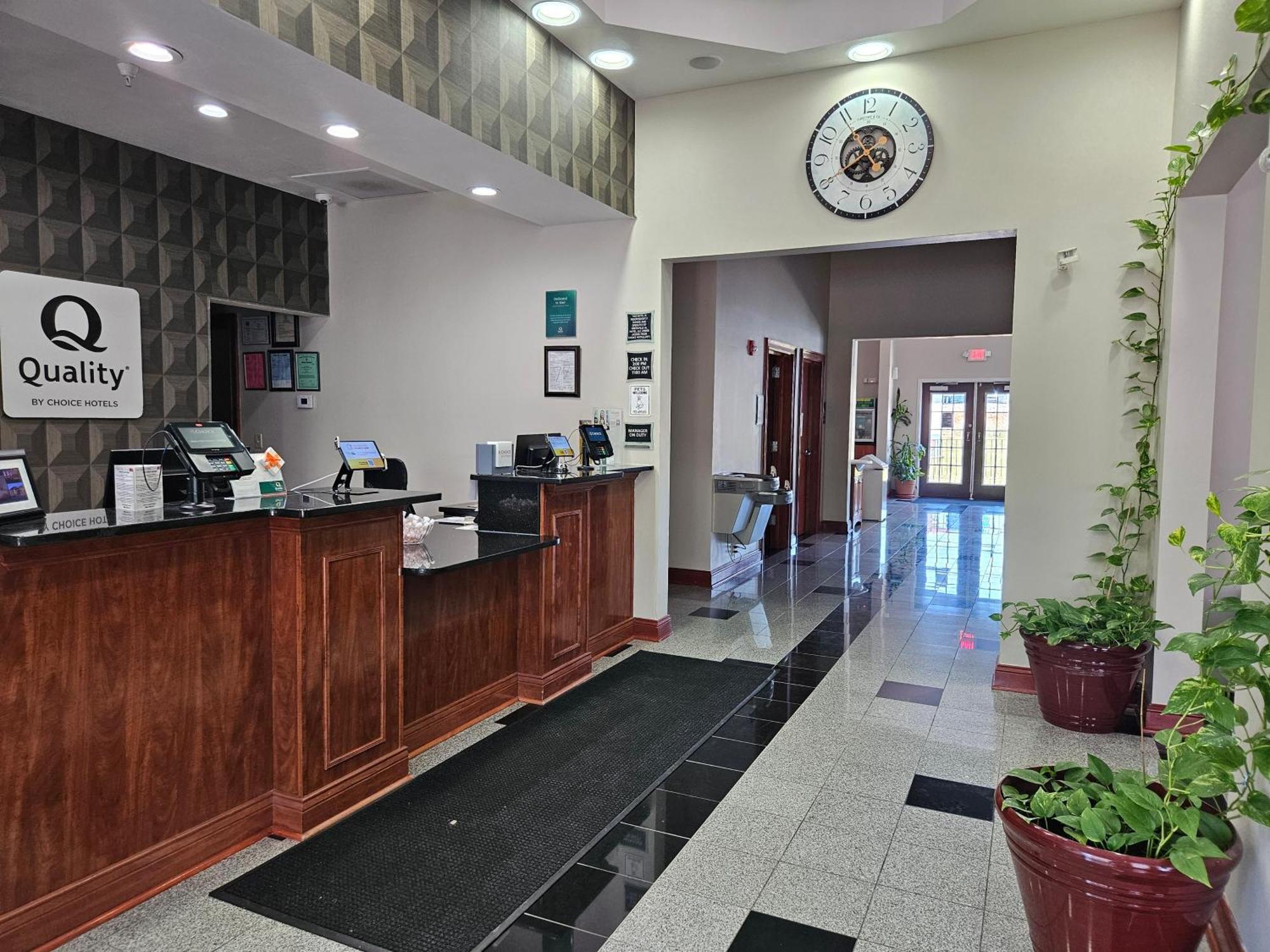 Quality Inn & Suites Greenville I-65 Εξωτερικό φωτογραφία